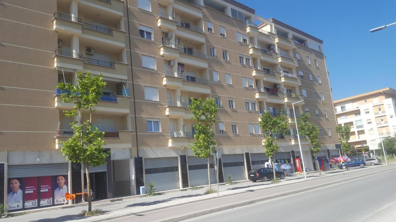 Ilarias Flat Lägenhet Vlorë Exteriör bild