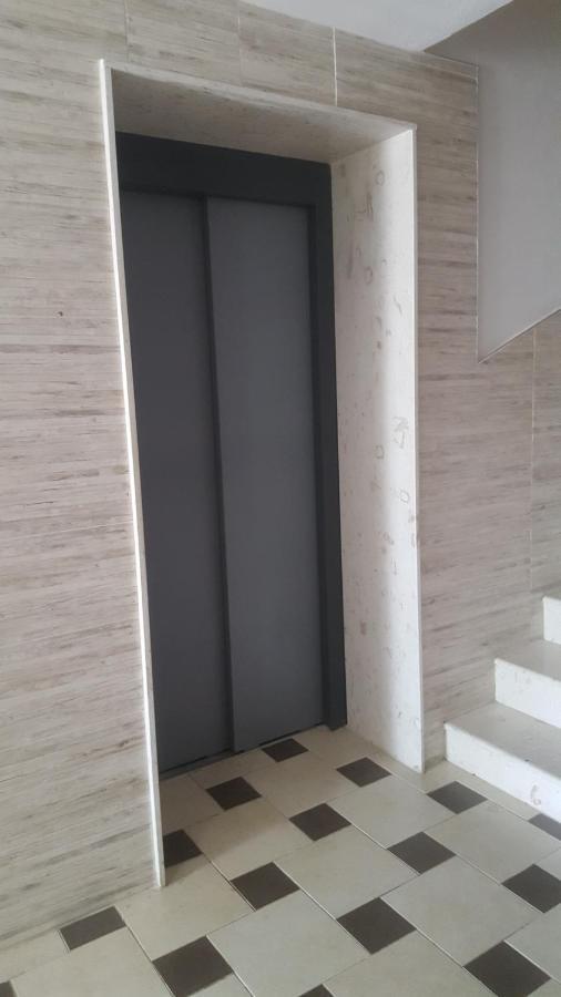 Ilarias Flat Lägenhet Vlorë Exteriör bild