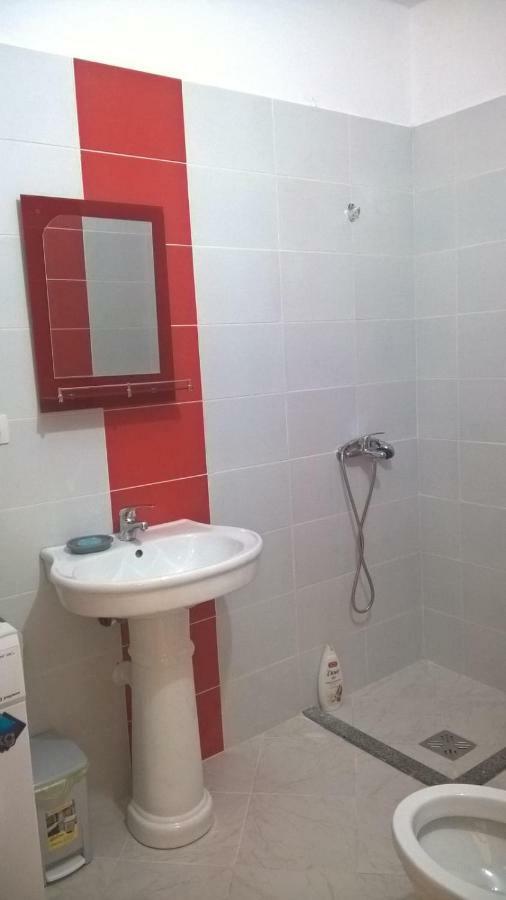Ilarias Flat Lägenhet Vlorë Exteriör bild